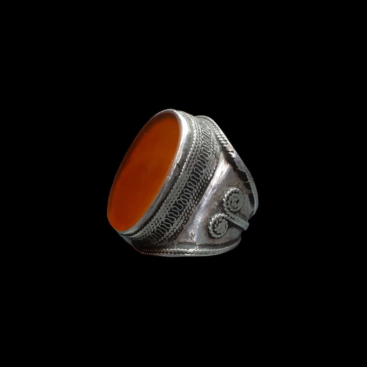 Vintage carnelian store ring