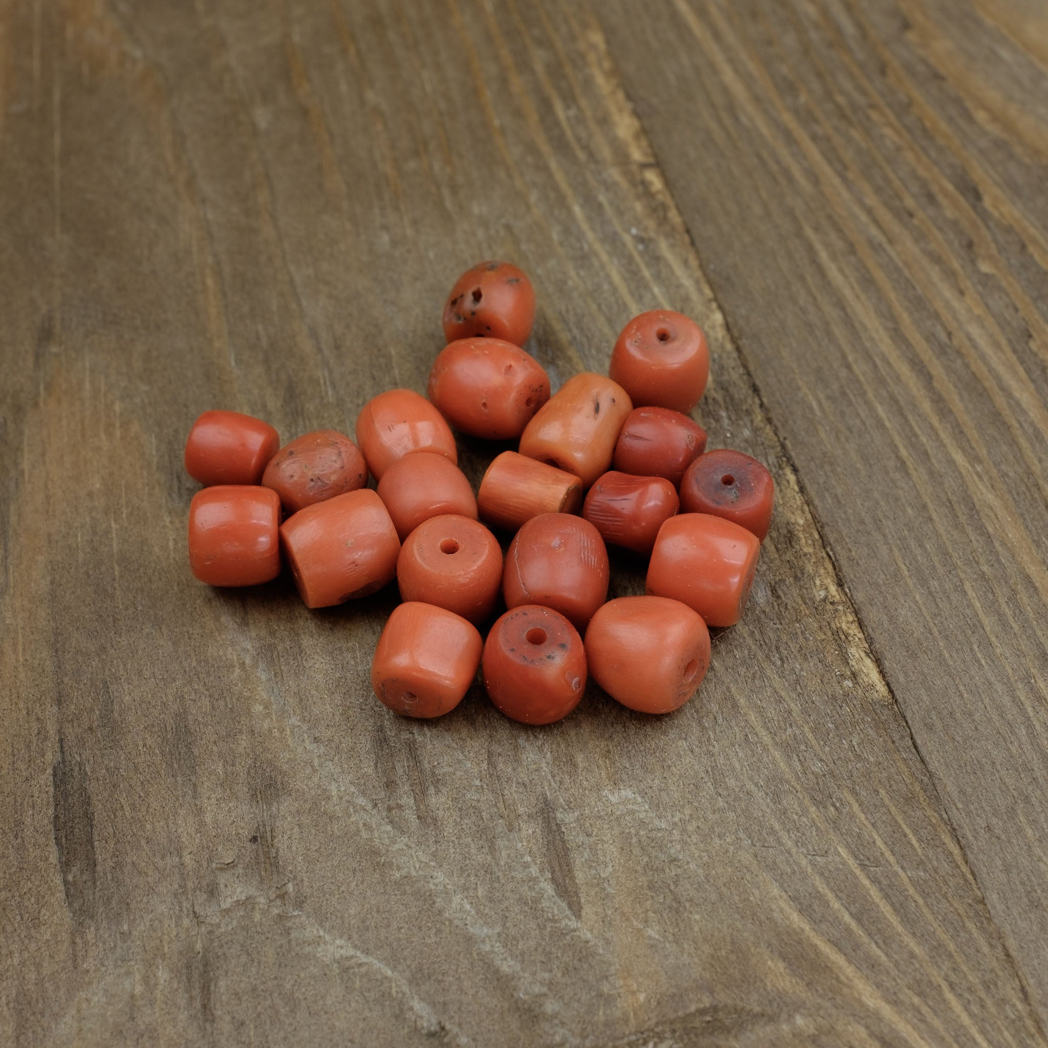 Old Mediterranean Natural Coral Beads - Strand 16.2 g - 珊瑚