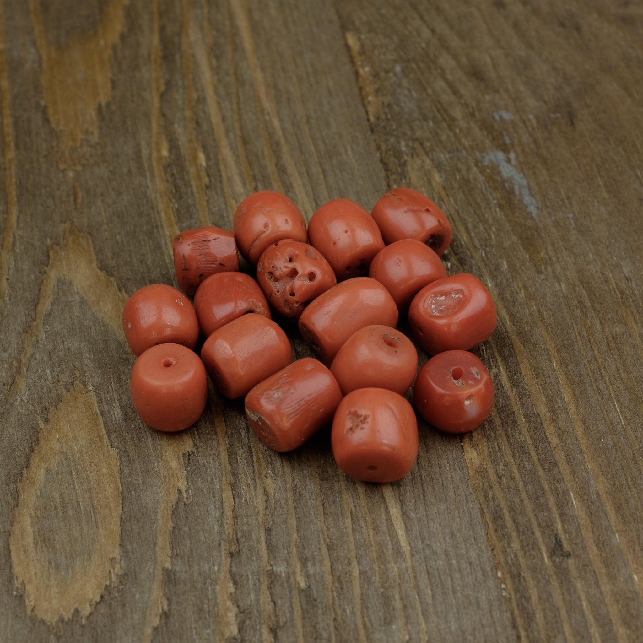 Old Mediterranean Natural Coral Beads - Strand 21.8 g - 珊瑚