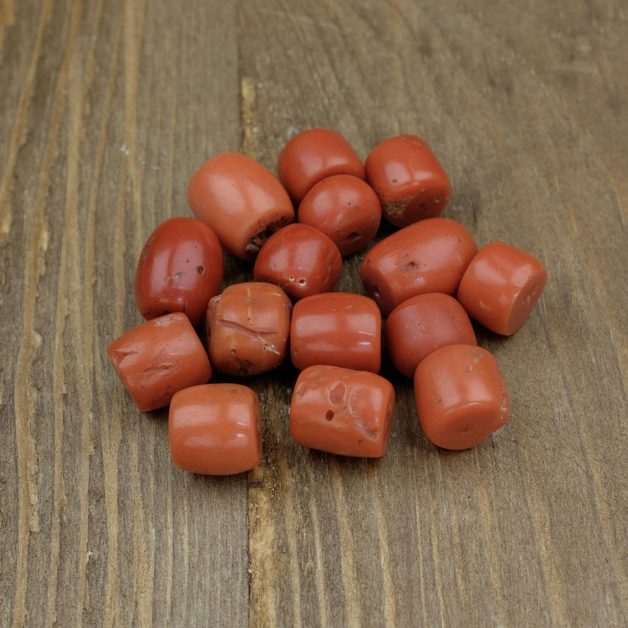 Old Mediterranean Natural Coral Beads - Strand 26.4g - 珊瑚