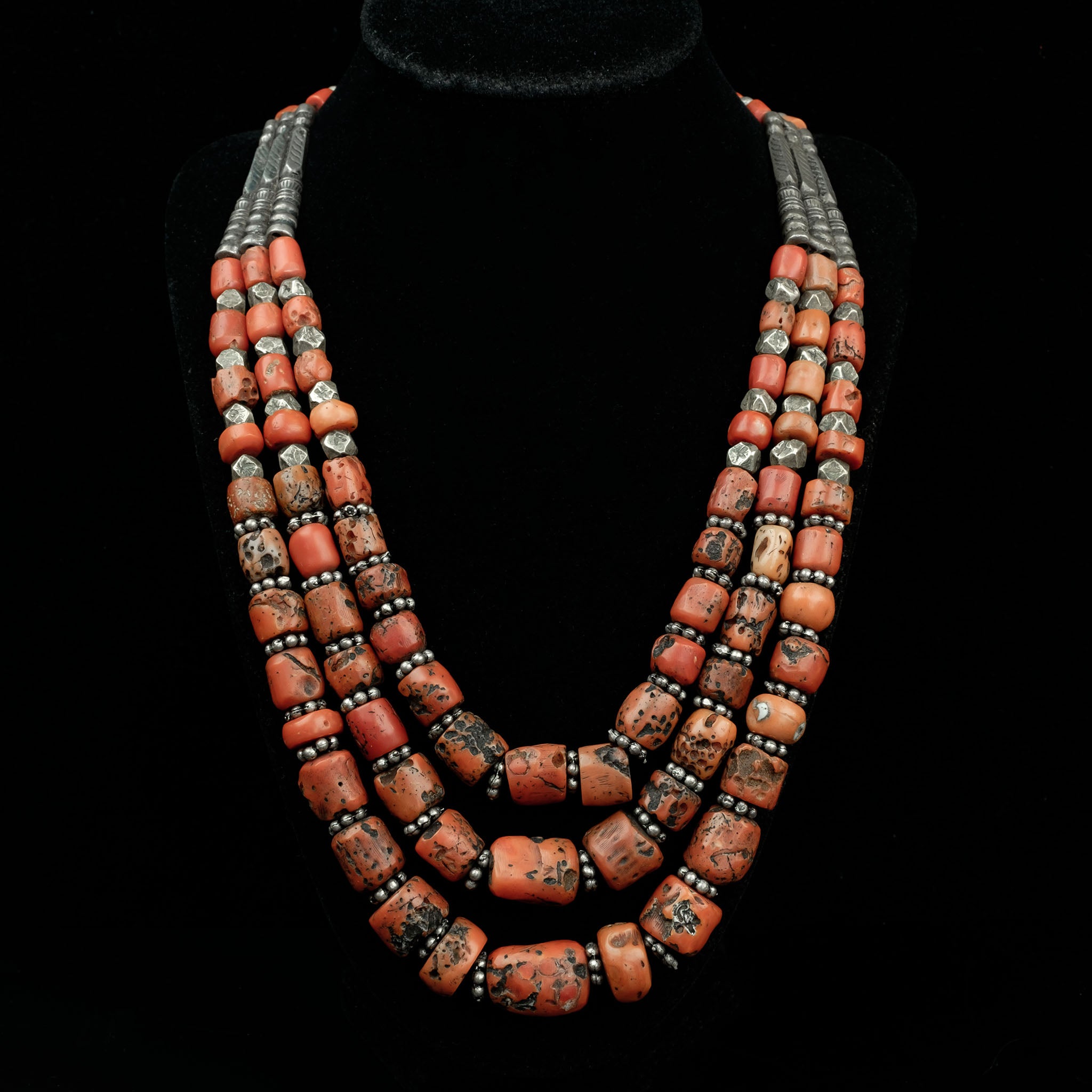 Magnificent Vintage Mediterranean Coral & Silver Necklace