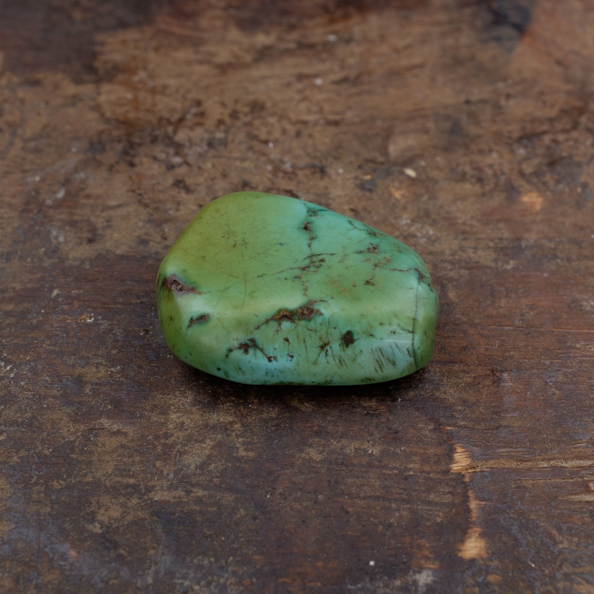 Antique Tibetan Turquoise Bead (7.3 g)