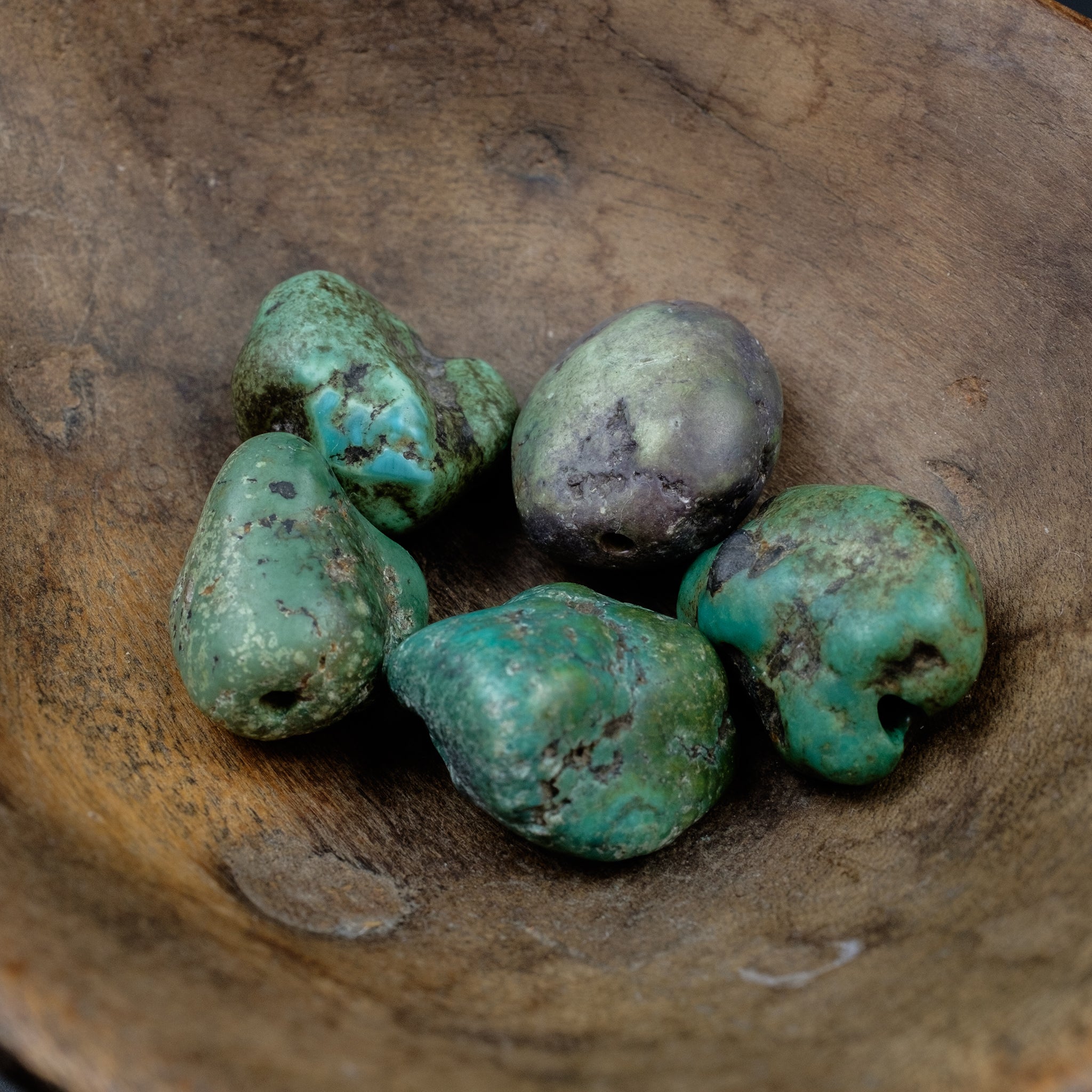 Strand of 5 x Antique Tibetan Natural Turquoise Beads (24 g)