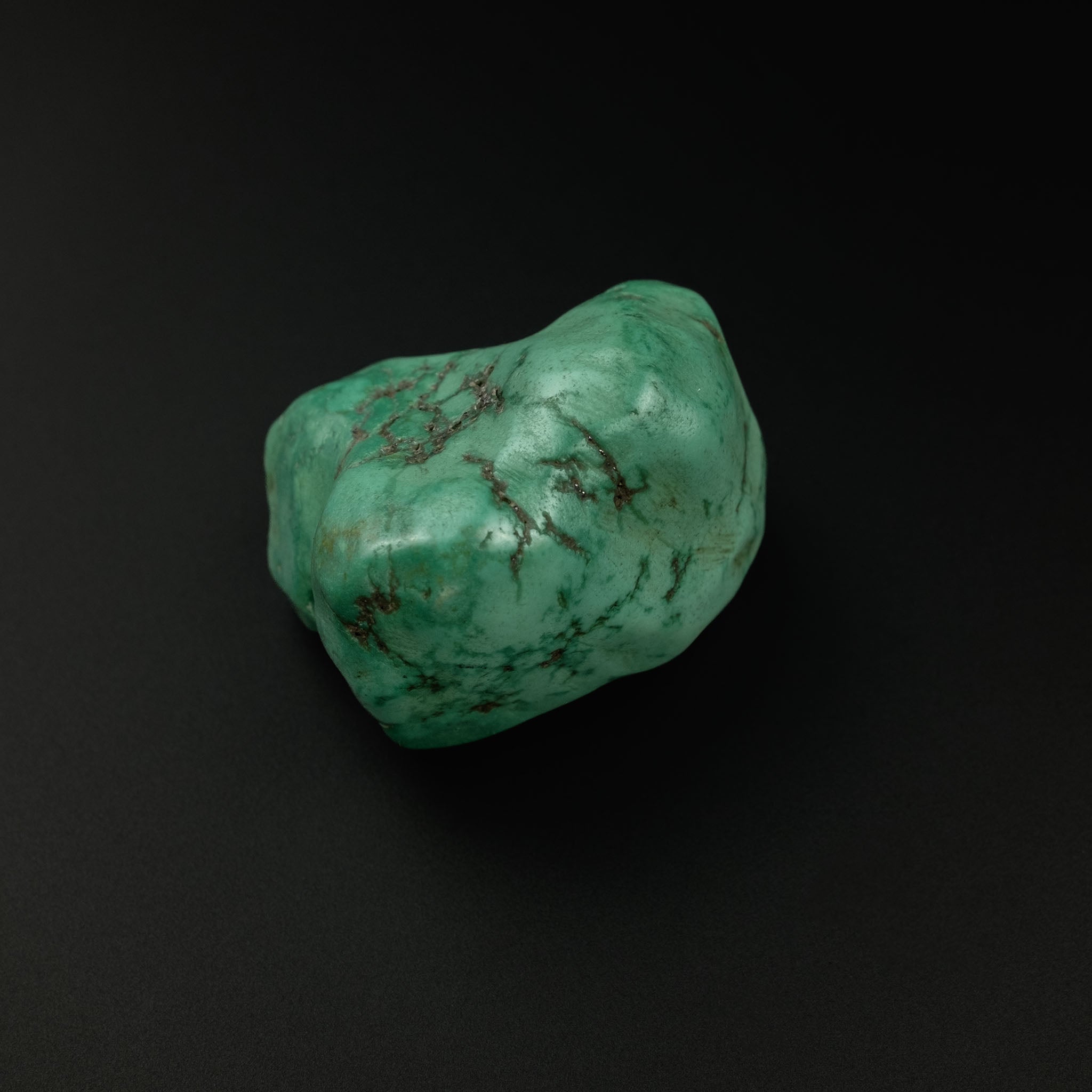 Antique Tibetan Natural Turquoise Bead (19.5 g)