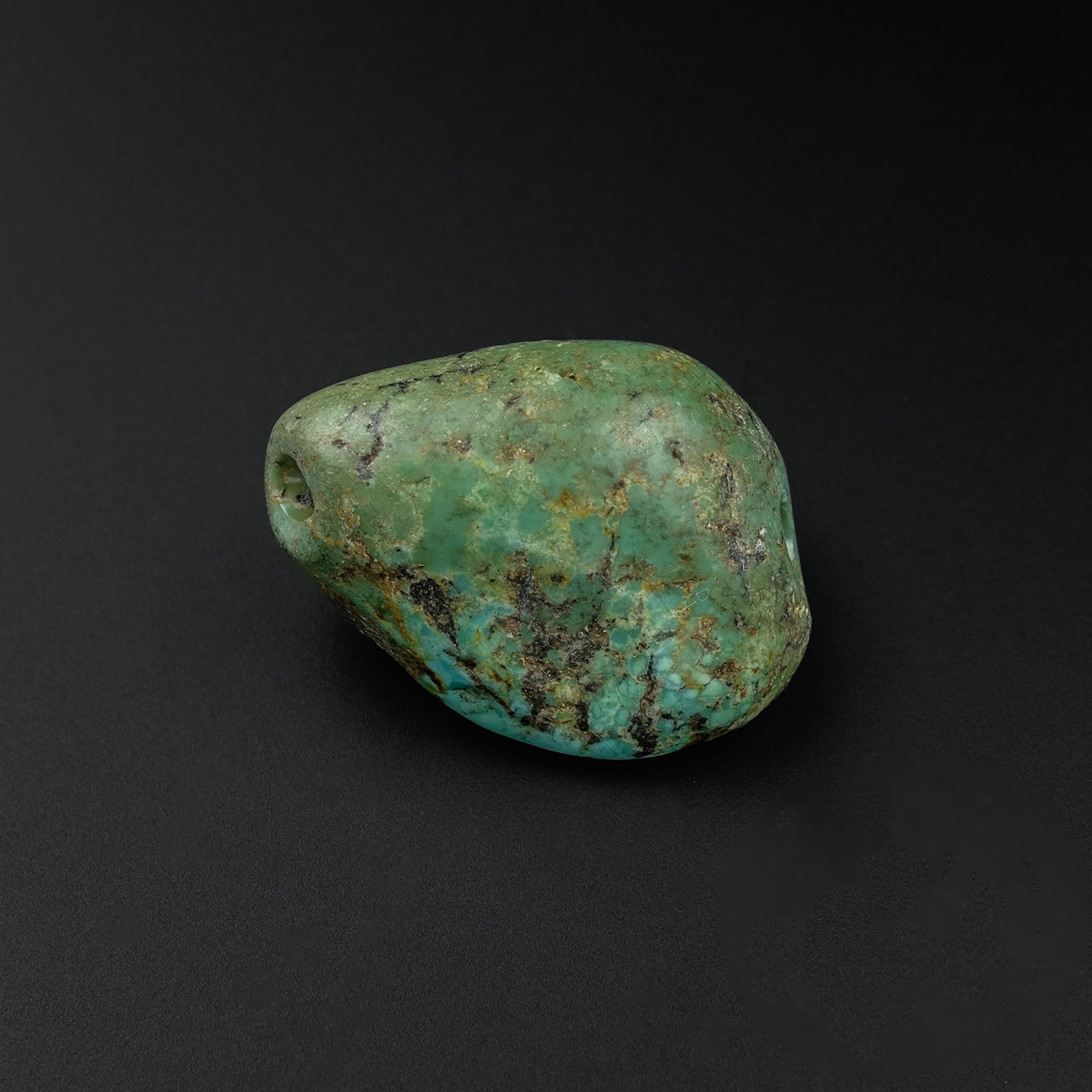 Antique Tibetan Turquoise Bead (8.9 g)