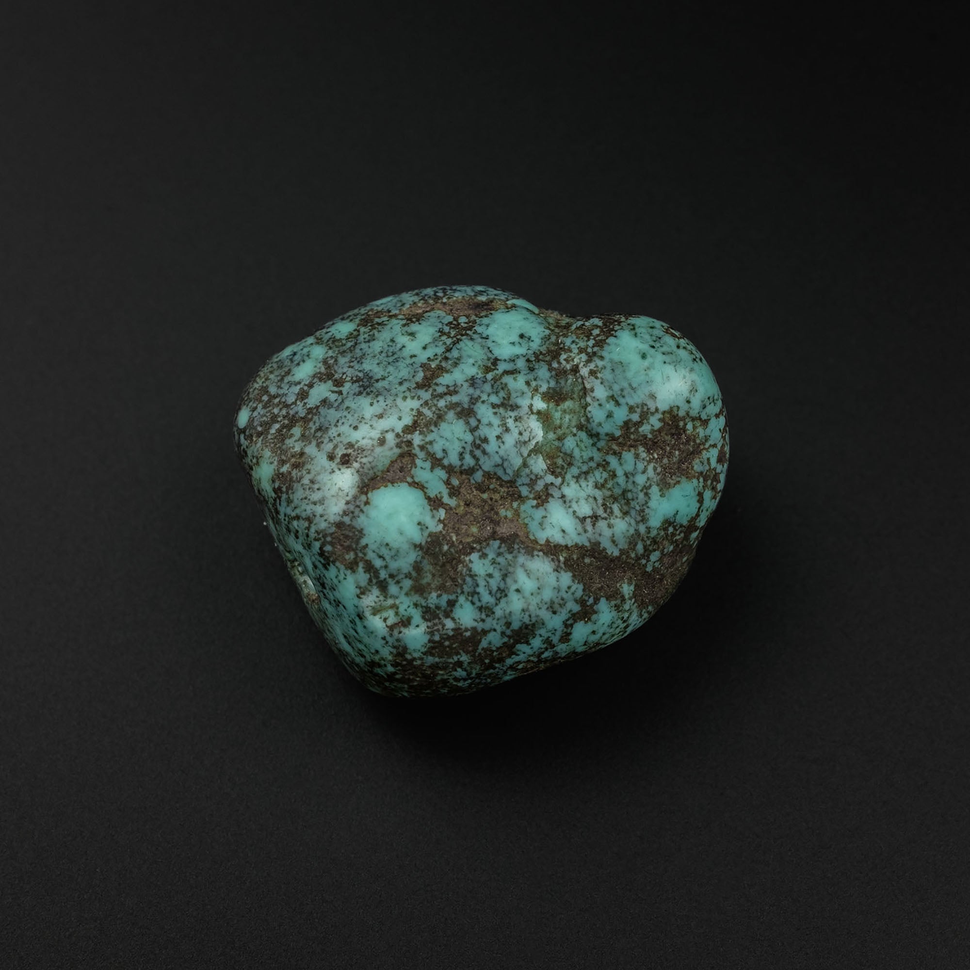 Antique Tibetan Turquoise Bead (9.8 g)