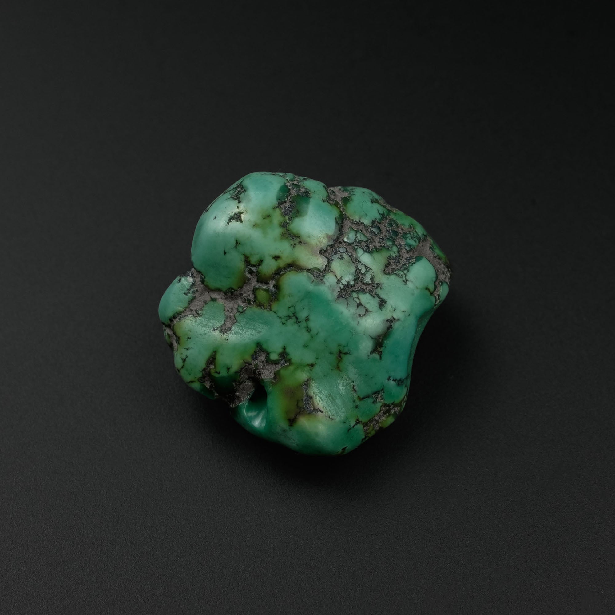 Antique Tibetan Turquoise Bead (5.8 g)