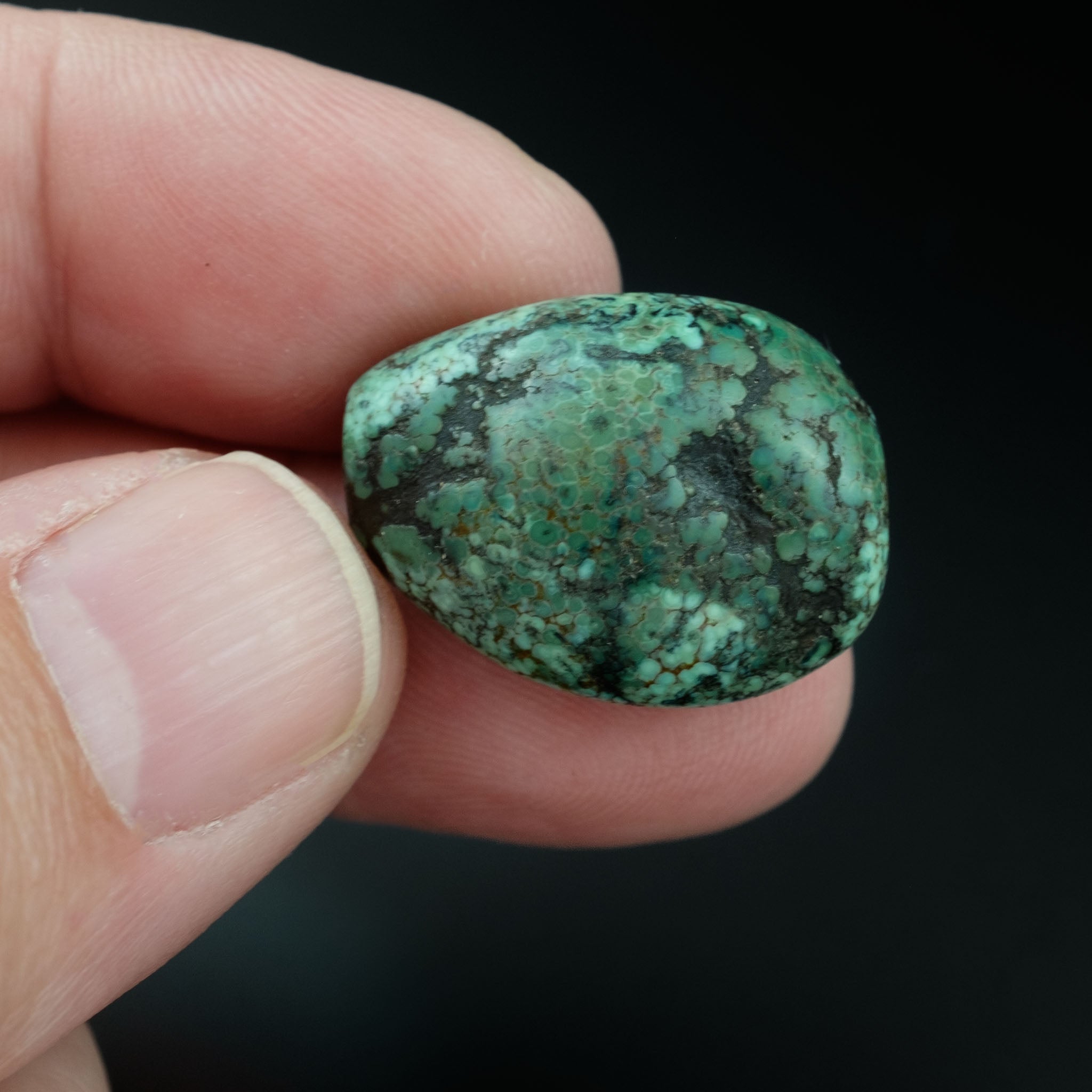 Antique Tibetan Natural Turquoise Bead (8.5 g)