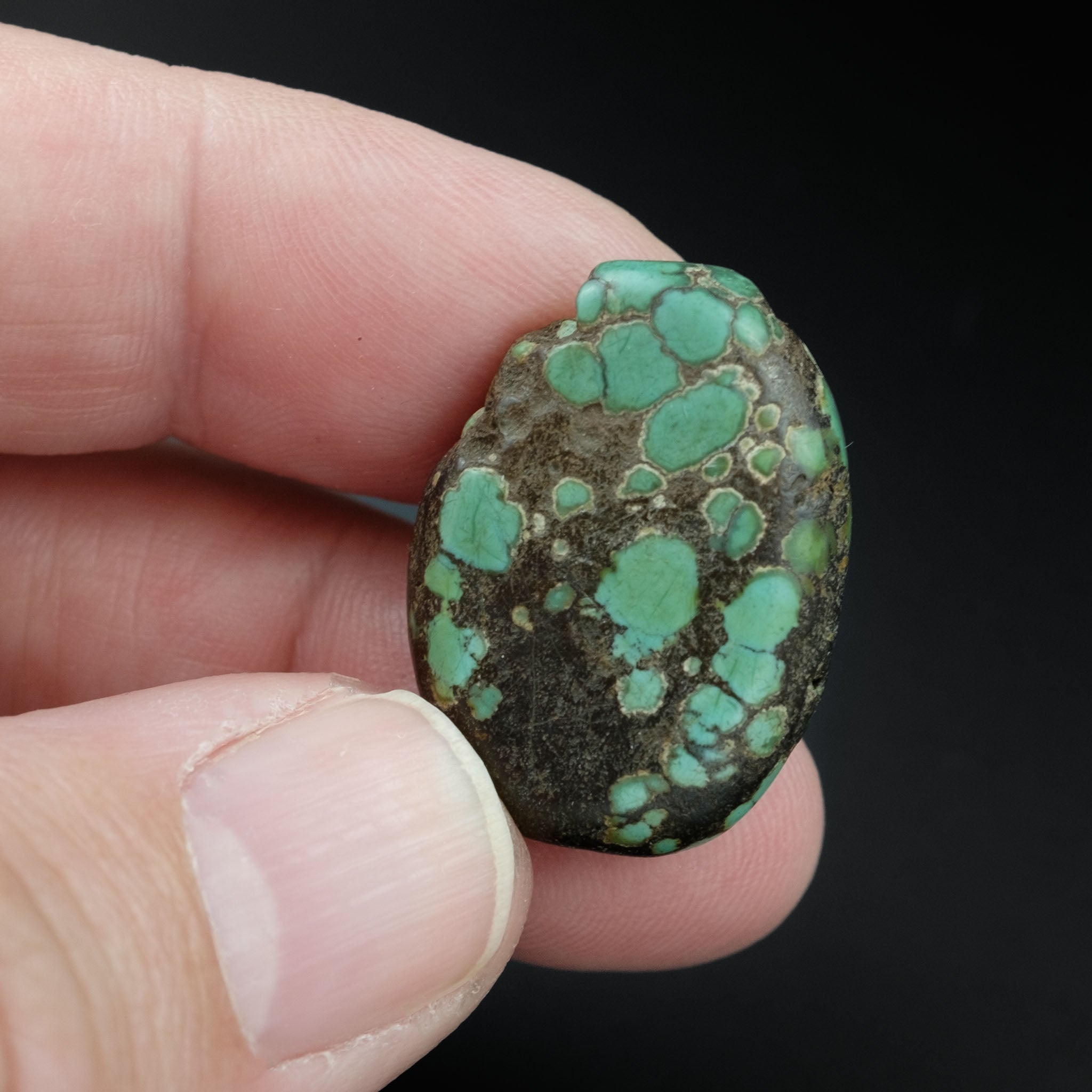 Antique Tibetan Natural Turquoise Bead (9.1 g)