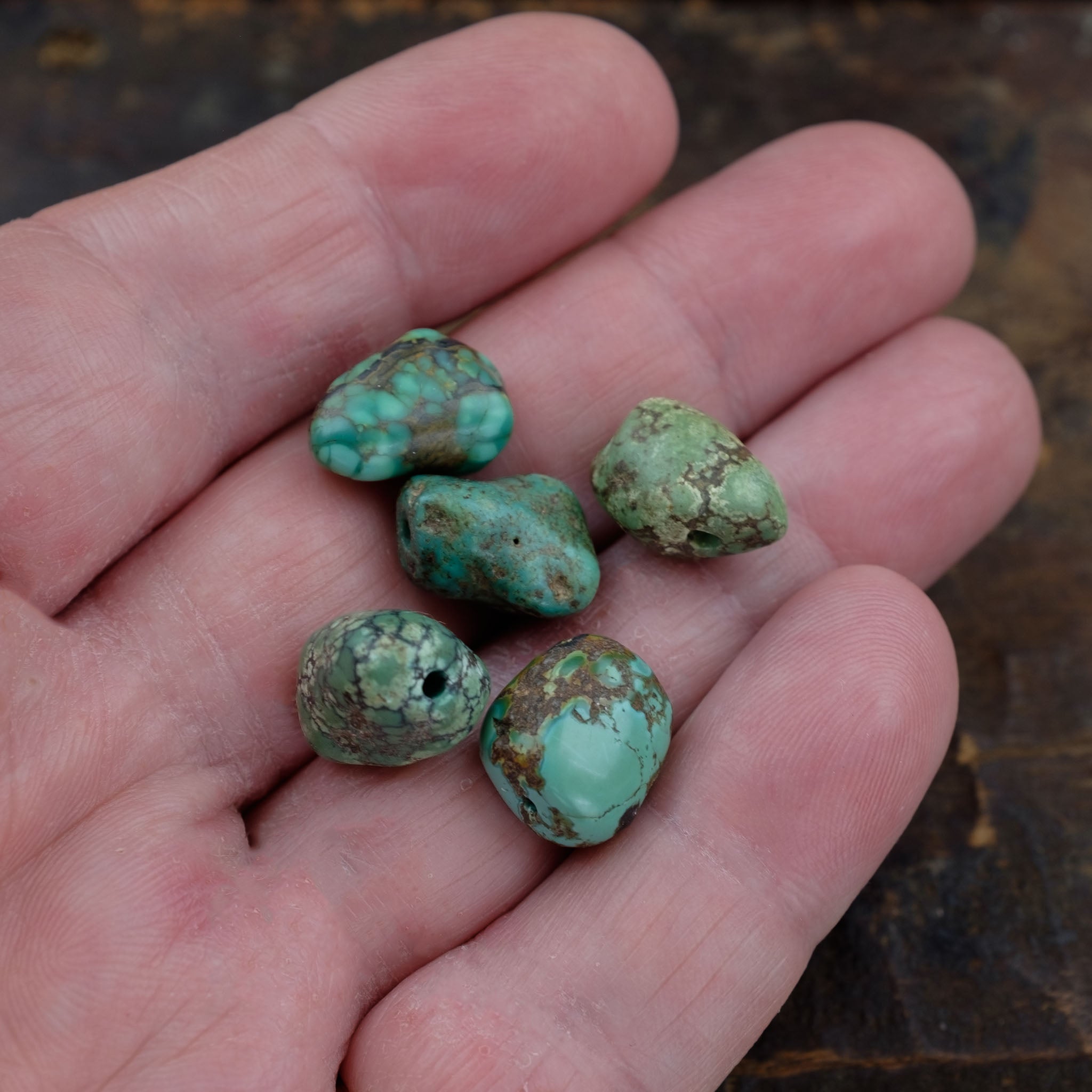 5 x Antique Tibetan Turquoise Beads (10.4 g)