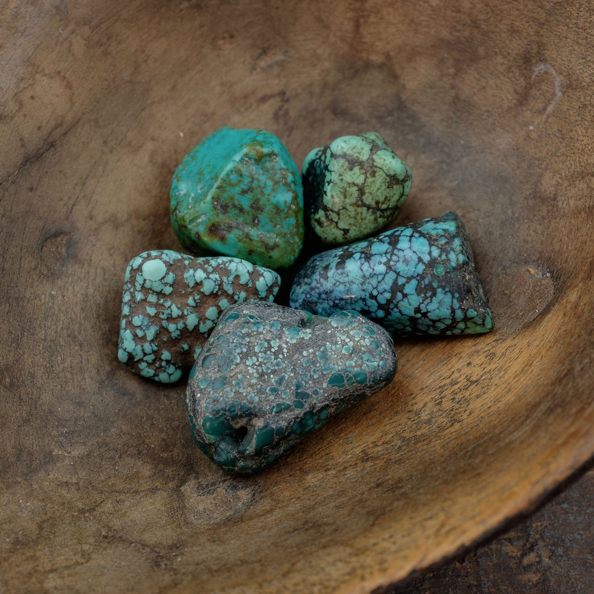 5 x Antique Tibetan Turquoise Beads (27 g)